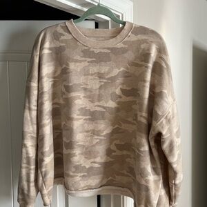 American Eagle Camo Crewneck